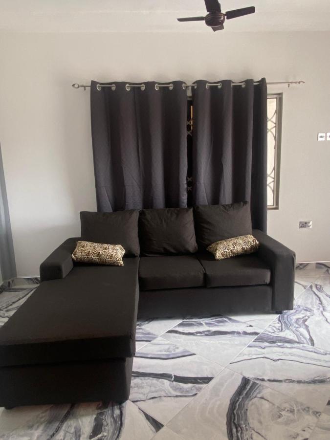 Baffour Apartments Adiebeba Eksteriør billede